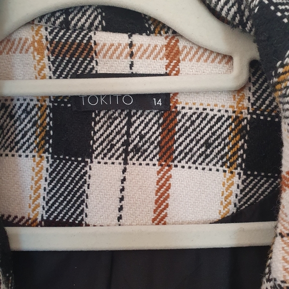 Tokito knee length jacket size 14 - Picture 3 of 3